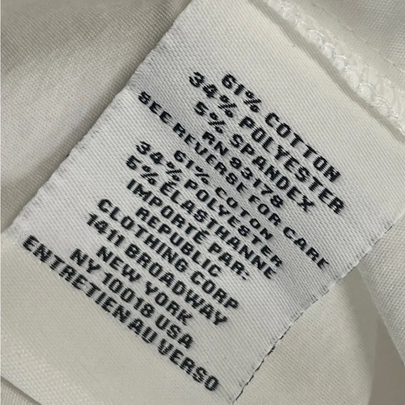 Magaschoni White Long Sleeve Blouse, size large. Gold buttons oversized top - Picture 13 of 15